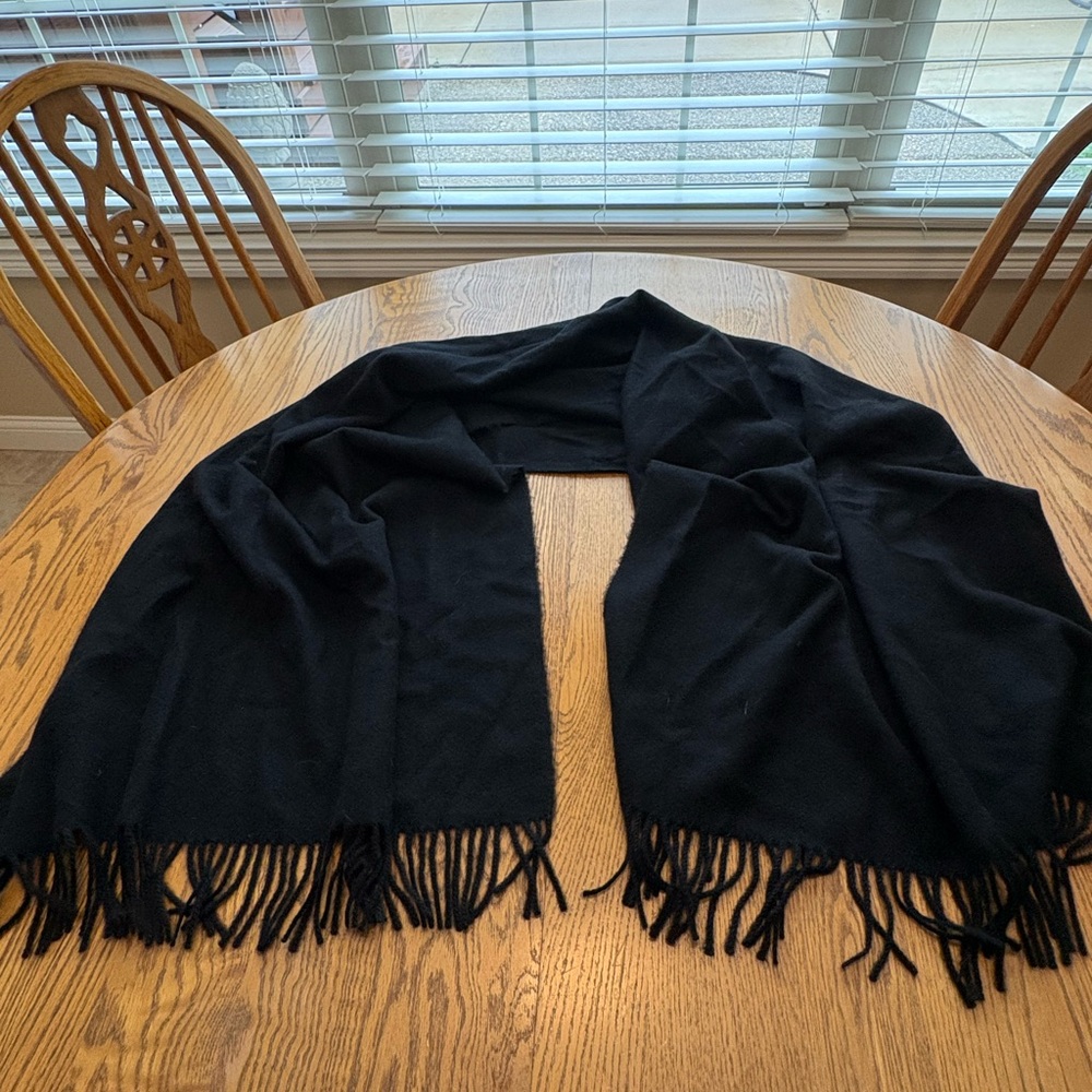 A Sund Black Large Cashmere Scarf Wrap 72” X 26 Fringed